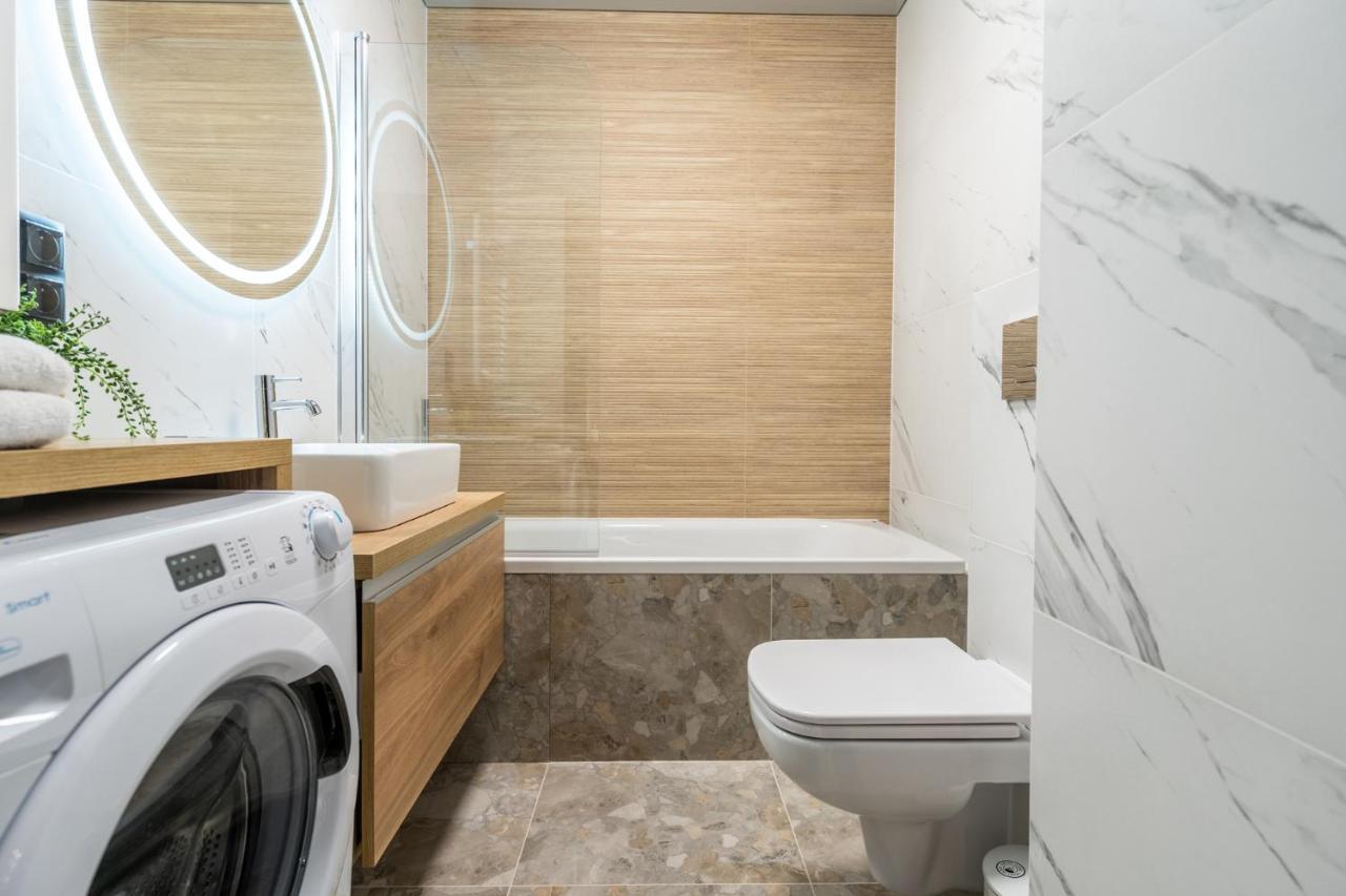 Apartament Destino Gliwice - Nowe Osiedle, Parking, Klimatyzacja Ngoại thất bức ảnh