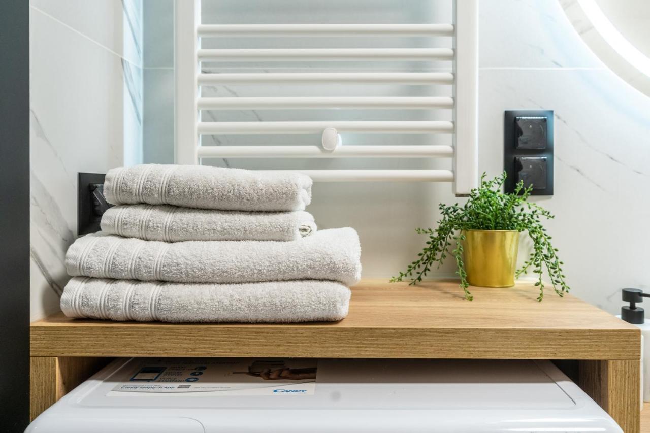 Apartament Destino Gliwice - Nowe Osiedle, Parking, Klimatyzacja Ngoại thất bức ảnh