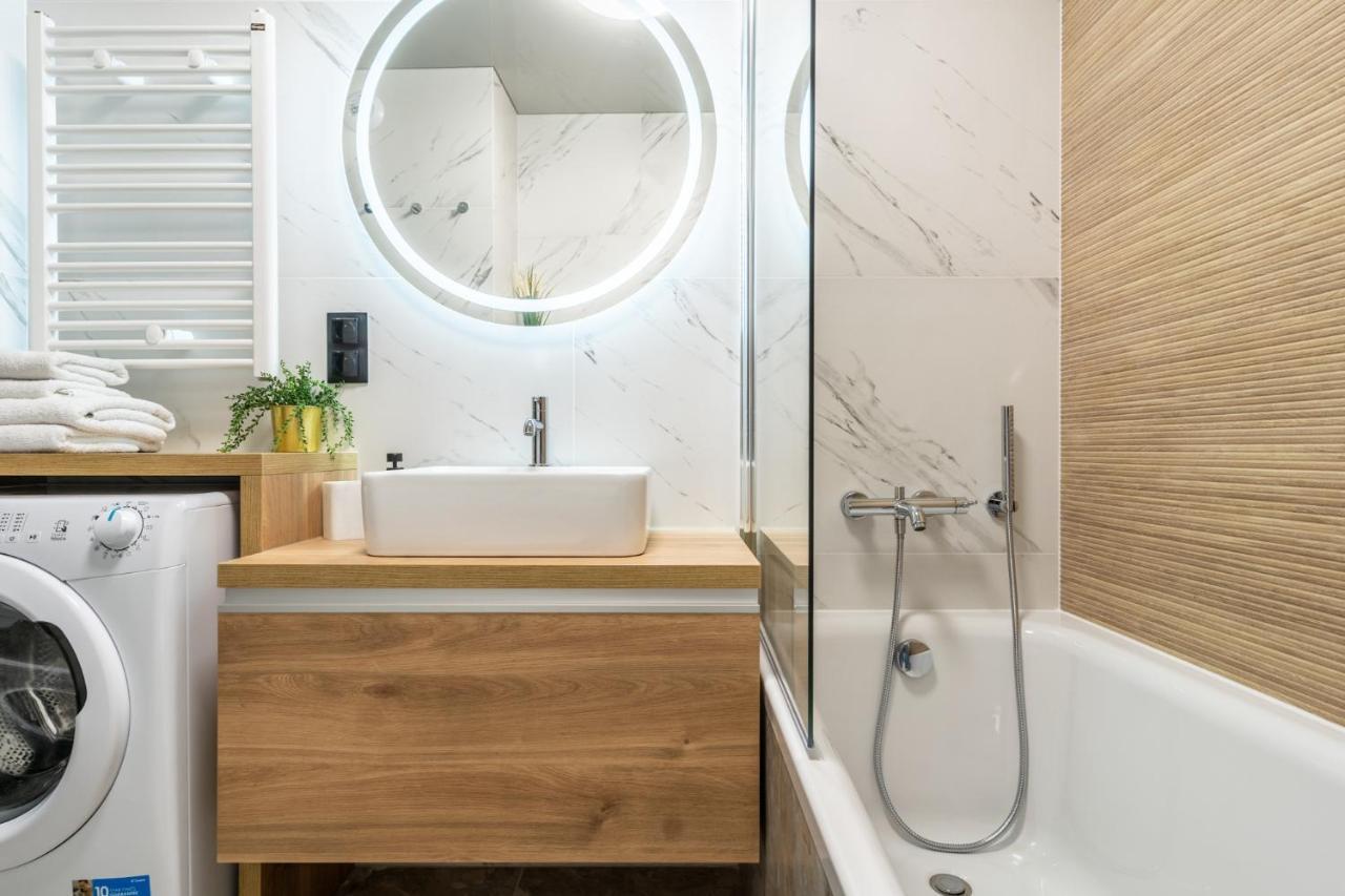 Apartament Destino Gliwice - Nowe Osiedle, Parking, Klimatyzacja Ngoại thất bức ảnh